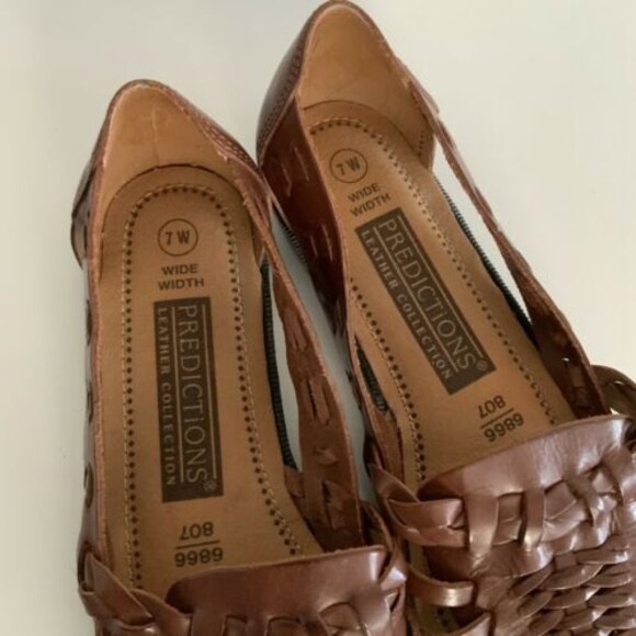 Predictions Brown Leather Woven Flats 7 Wide - Picture 10 of 10
